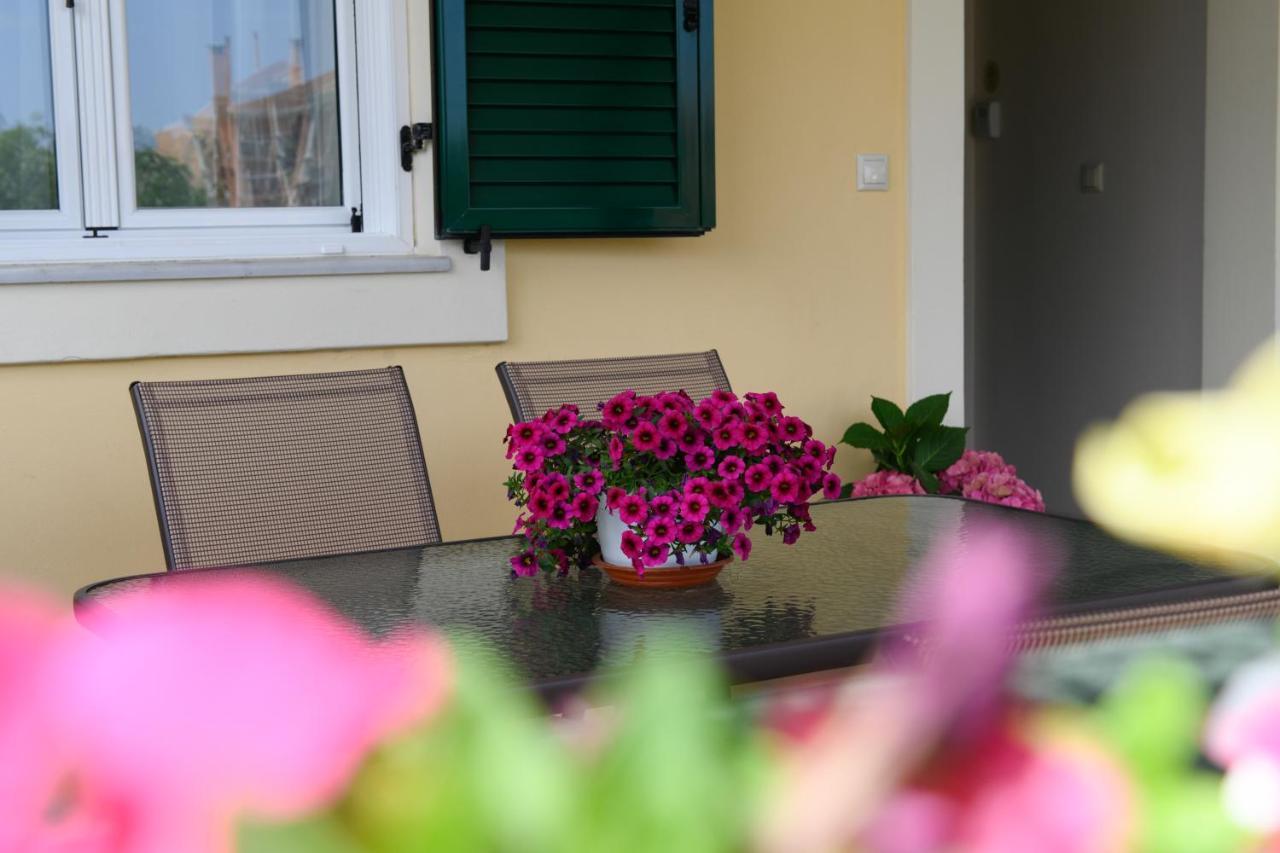 Nostalgia Corfu Town Apartments Zewnętrze zdjęcie